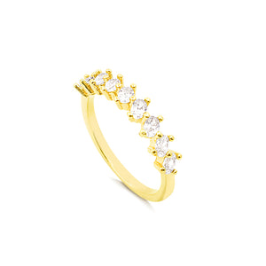 Alianca Oval Tortinha c/ Zirconias Folheado a Ouro 18K